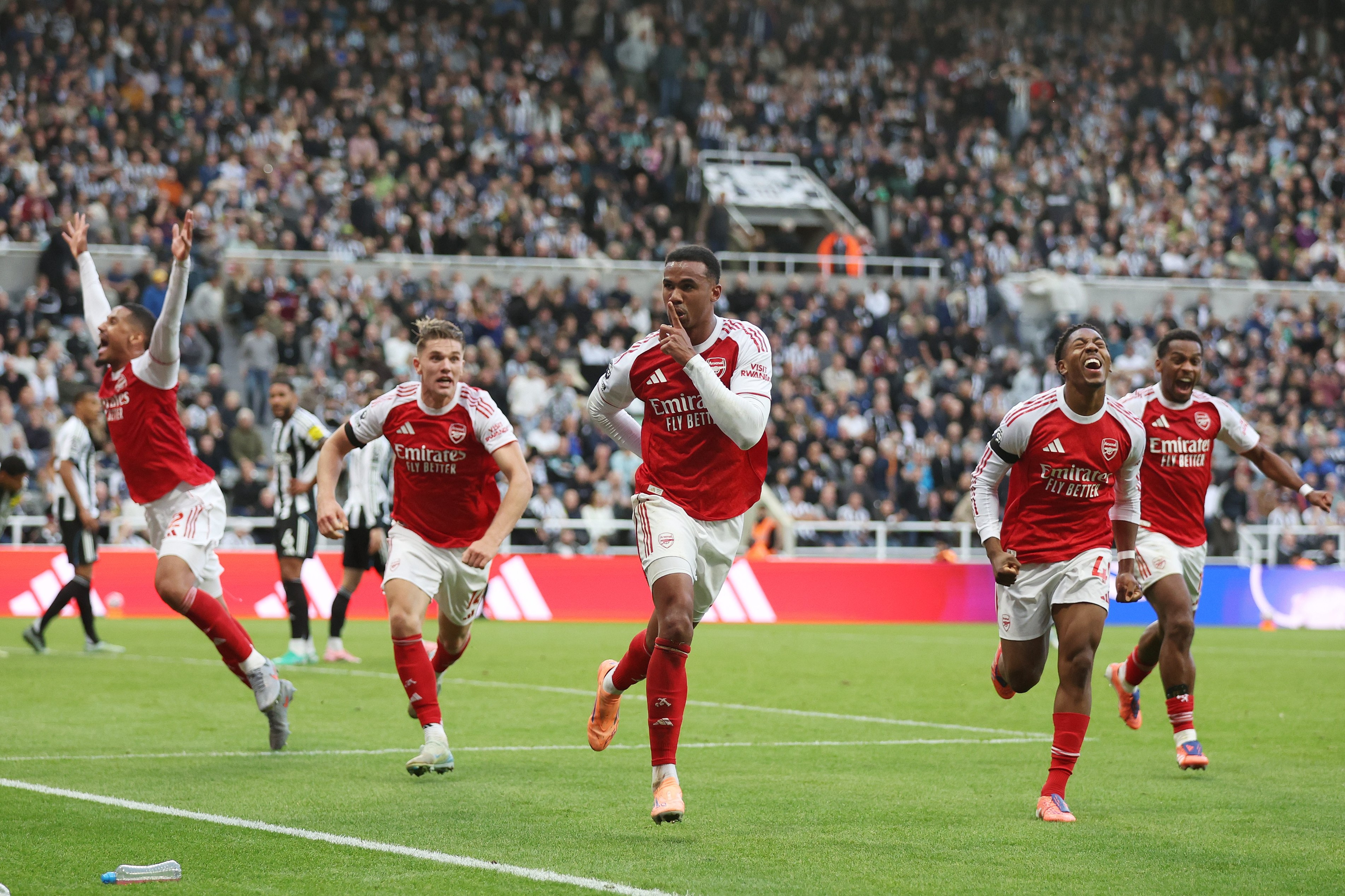 Arsenal Beat Newcastle 2-1 as Gabriel’s Late Goal Secures Comeback Win in Premier League