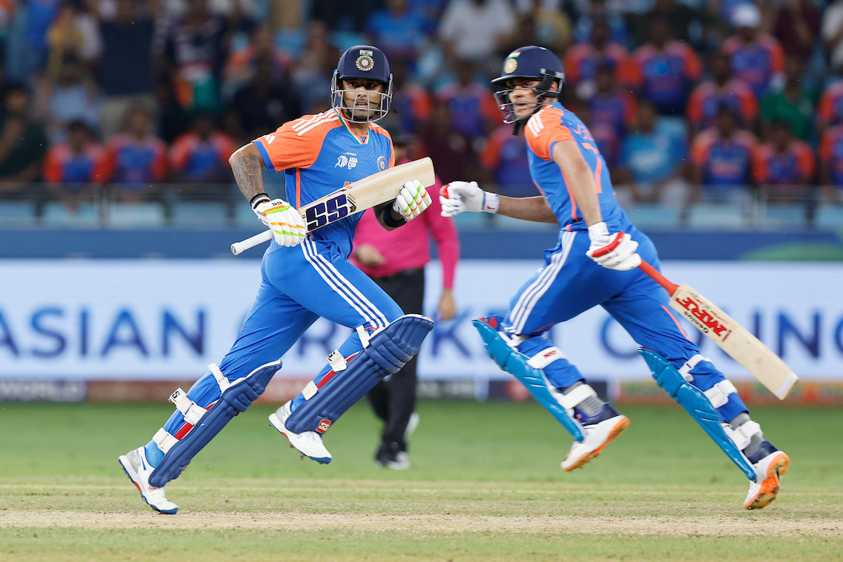Asia Cup 2025: India Beat Sri Lanka in Dramatic Super Over, Remain Unbeaten